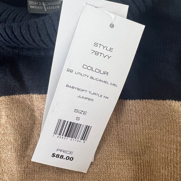 NWT French Connections Baby Soft Turtleneck Sweater - Picture 4 of 5